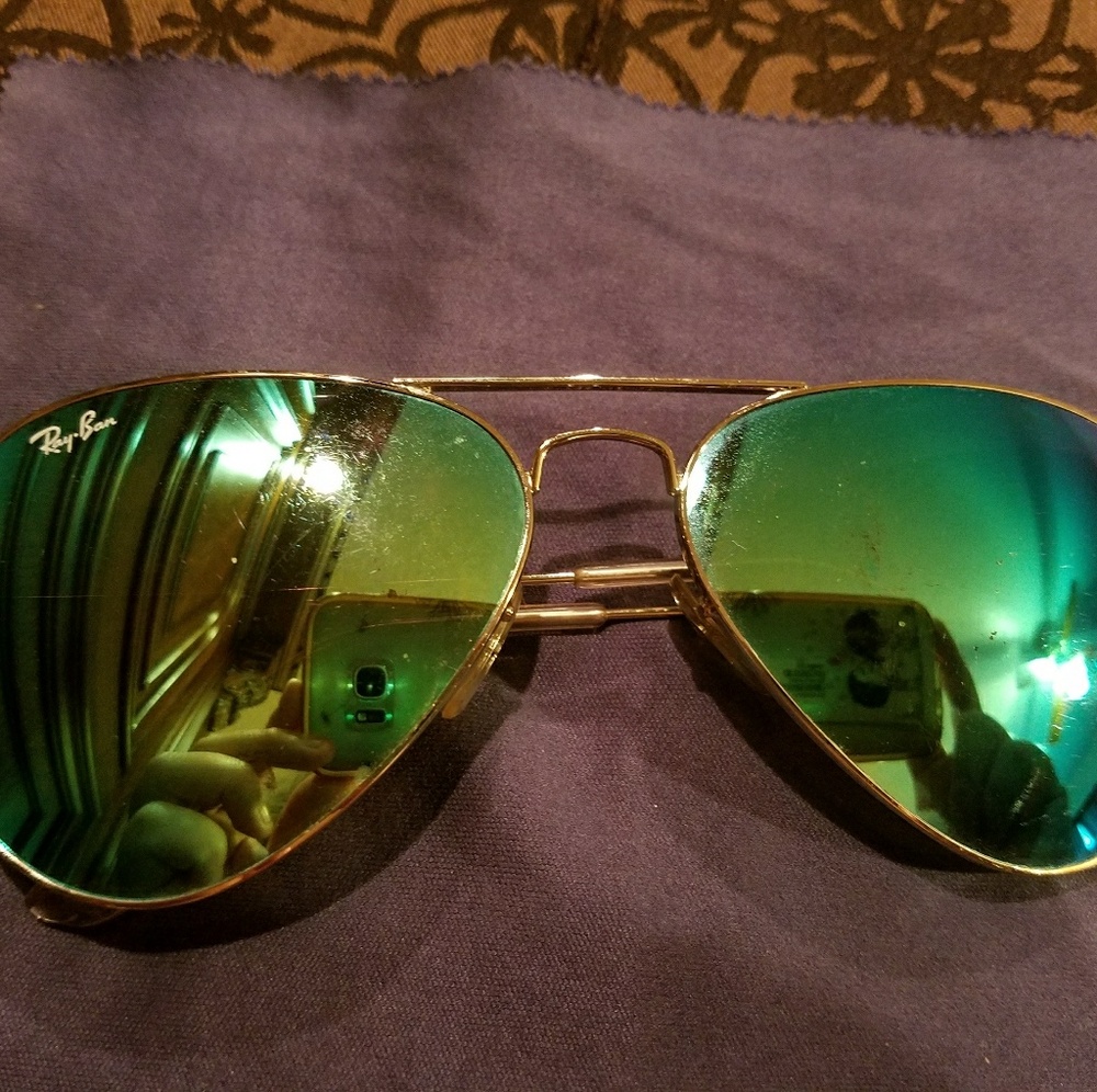 Ray ban